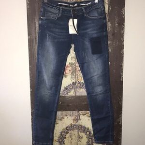 Sale❗️Blue jeans new with tag